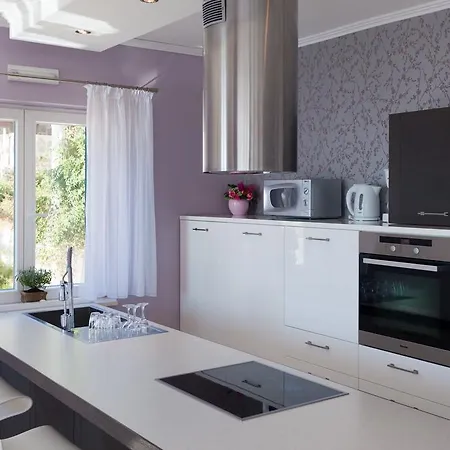 Ater A8 Apartment *