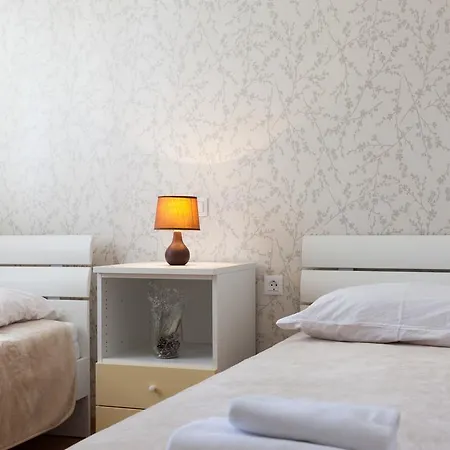 Ater A8 Apartment *